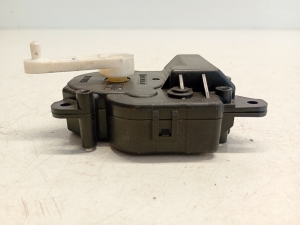 Jaguar XF (2008–2016) Salongi soojenduse klapi mootor 0638000840 - 4