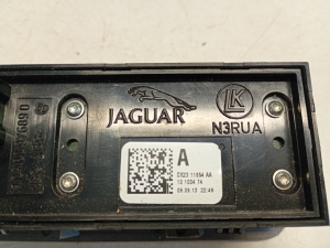 Jaguar XF (2008–2016) Trunk opening switch DX2311654AA - 4