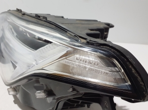 VOLVO XC90 (2015–2024) Scheinwerfer vorne - 3
