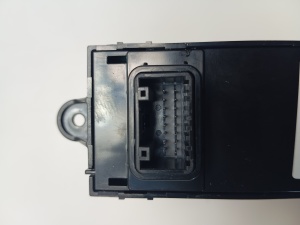 Kia XCEED I (2019–2026) Parking brake switch 93310J7900 - 3