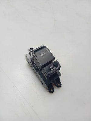 Kia XCEED I (2019–2026) Parking brake switch 93310J7900 - 4