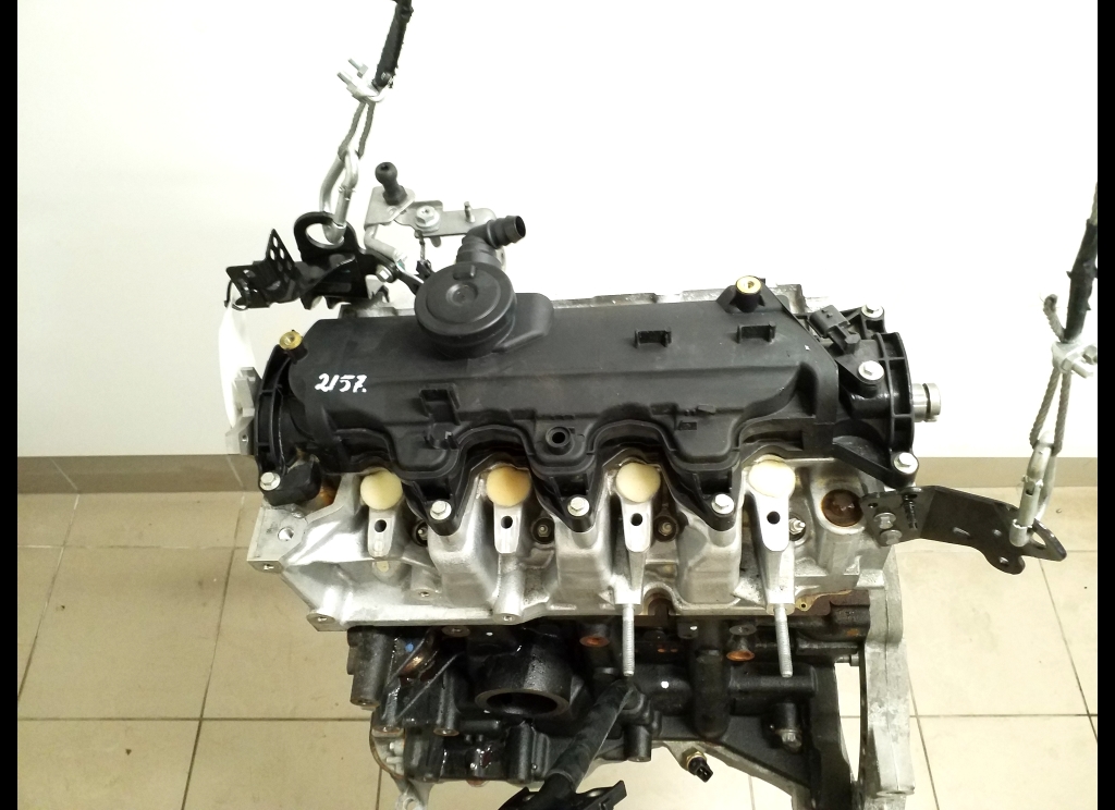 MERCEDES-BENZ A-Class W176 (2012-2018) Tuščias variklis A607951 20301518