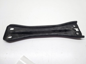 Ford Focus (2018–2026) Summuti hoidik JX61F111E50AB - 2
