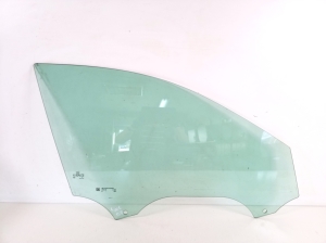   Fenster Scheibe Tür vorne  - 4KE845202 