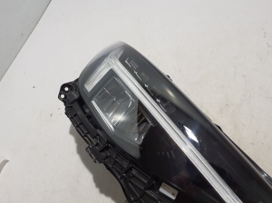 VOLVO XC40 (2017–2026) Esituli 32338909 - 6