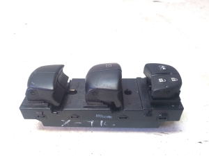 NISSAN X-Trail T32 (2013–2021) Fensterheberschalter vorne - 4