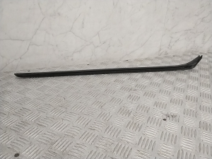 AUDI e-tron SUV (2018–2026) Windshield pillar outer molding 4KE854327 - 2