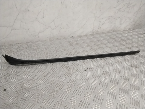 AUDI e-tron SUV (2018–2026) Windshield pillar outer molding 4KE854328 - 2