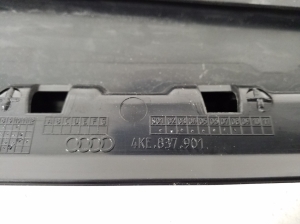 AUDI e-tron SUV (2018–2026) Vidējā statņa ārējā apdare 4KE837901 - 2
