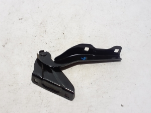Volkswagen Amarok I (2010–2022) Kapoti hing 2H0823301 - 2