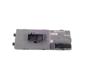   Trunk lid control module  - 8W8959107D 