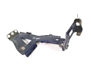 AUDI e-tron SUV (2018–2026) Front fender bracket 4KE803504 - 3