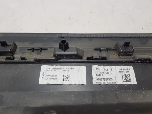 Mercedes Benz GLA-Class H247 (2019–2026) Esiukse liist A2477206305 - 3