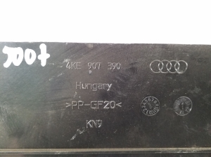 AUDI e-tron SUV (2018–2026) Muu kinnitus 4KE907390 - 2