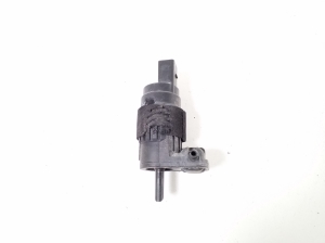   Motor für Frontscheibenwaschanlage  - 8K9955647 