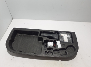   Trunk tool tray and its parts  - 849758529R 