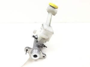 NISSAN X-Trail T30 (2001–2007) Brake master cylinder 8H611 - 2