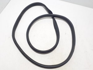 RENAULT 5- I (2024–2026) Front door rubber seal 769216924R - 2