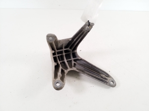 AUDI e-tron SUV (2018–2026) Engine bracket 4KE199606H - 4