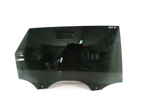   Rear side door glass  - 4KE845206A 