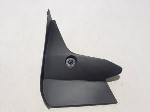   Other dashboard part  - 689203704R 