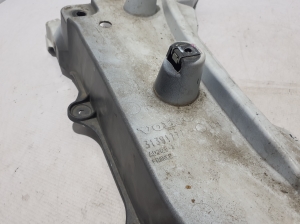 VOLVO XC90 (2015–2024) Front fender bracket 31391777 - 3