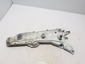 VOLVO XC90 (2015–2024) Front fender bracket 31391777 - 4