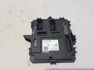   Comfort control module  - 284B25052R 