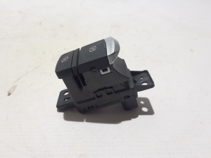RENAULT 5- I (2024–2026) Parking brake switch 251751298R - 3