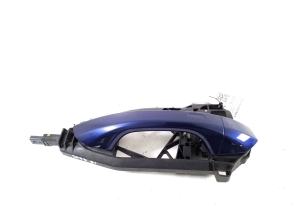   Tagumise külgukse välimine käepide ja selle osad  - 4M8837206B 