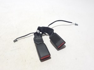 Rear seat belt buckle - 888429562R