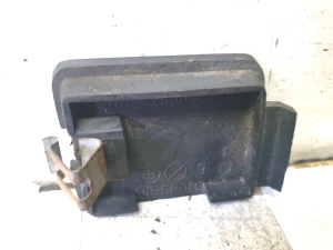 BMW 3 SERIES E36 (1990–2000) Heckstoßstangenhakenabdeckung 51121960340 - 2