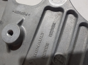 RENAULT 5- I (2024–2026) Engine bracket 112219123R - 2
