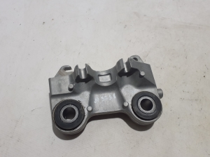 Engine bracket - 112123727R