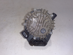 RENAULT 5- I (2024–2026) Auxiliary water pump 210100165R - 2