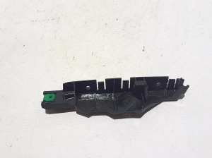 Rear bumper bracket - 852239572R