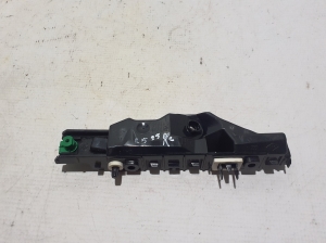 RENAULT 5- I (2024–2026) Rear bumper bracket 852239572R - 3