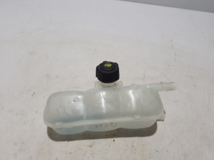   Coolant reservoir  - 217118965R 