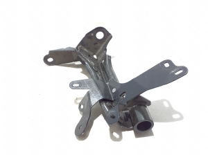 RENAULT 5- I (2024–2026) Front subframe bracket 544M00205R - 3