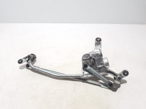 AUDI e-tron SUV (2018–2026) Windshield wiper mechanism 4KL955023A - 3