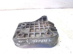 Volkswagen Touareg I (2002–2010) Lichtmaschinenhalter 059903143P - 5