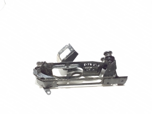  A/C compressor bracket  - 4KE820195 