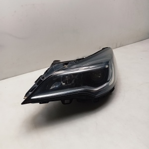 Opel Astra K (2015–2021) Scheinwerfer vorne 7961300003 - 8