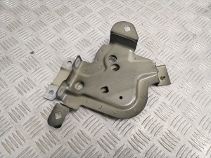 AUDI e-tron SUV (2018–2026) Front fender bracket 4KE821150 - 3