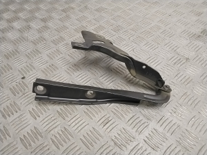 AUDI e-tron SUV (2018–2026) Hood hinge 4KE823301 - 3