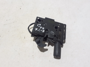 AUDI e-tron SUV (2018–2026) Hood latch 4KE823509 - 3