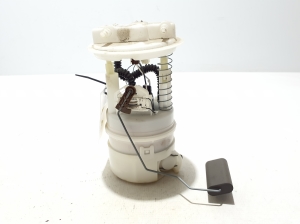 RENAULT Clio IV (2012–2019) Kraftstoffpumpe im Tank 172027859R - 2