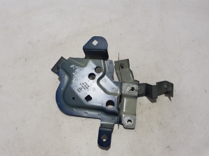 AUDI e-tron SUV (2018–2026) Front fender bracket 4KE821149 - 3