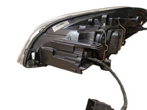 VOLVO XC60 (2008–2017) Esituli 30763144 - 4
