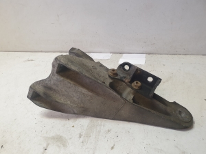 Volkswagen Transporter T5 (2003–2015) Motorhalter 7E0199370A - 5